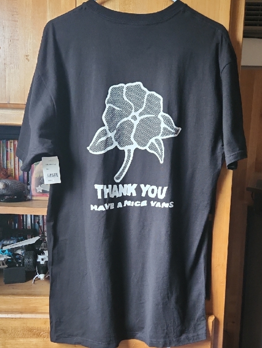 Vans Black Short Sleeve Tee with Small White Chest Graphic. Sz L - Picture 4 of 7